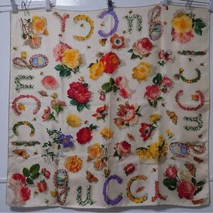 GUCCI Flora Vibrant Floral Silk Scarf